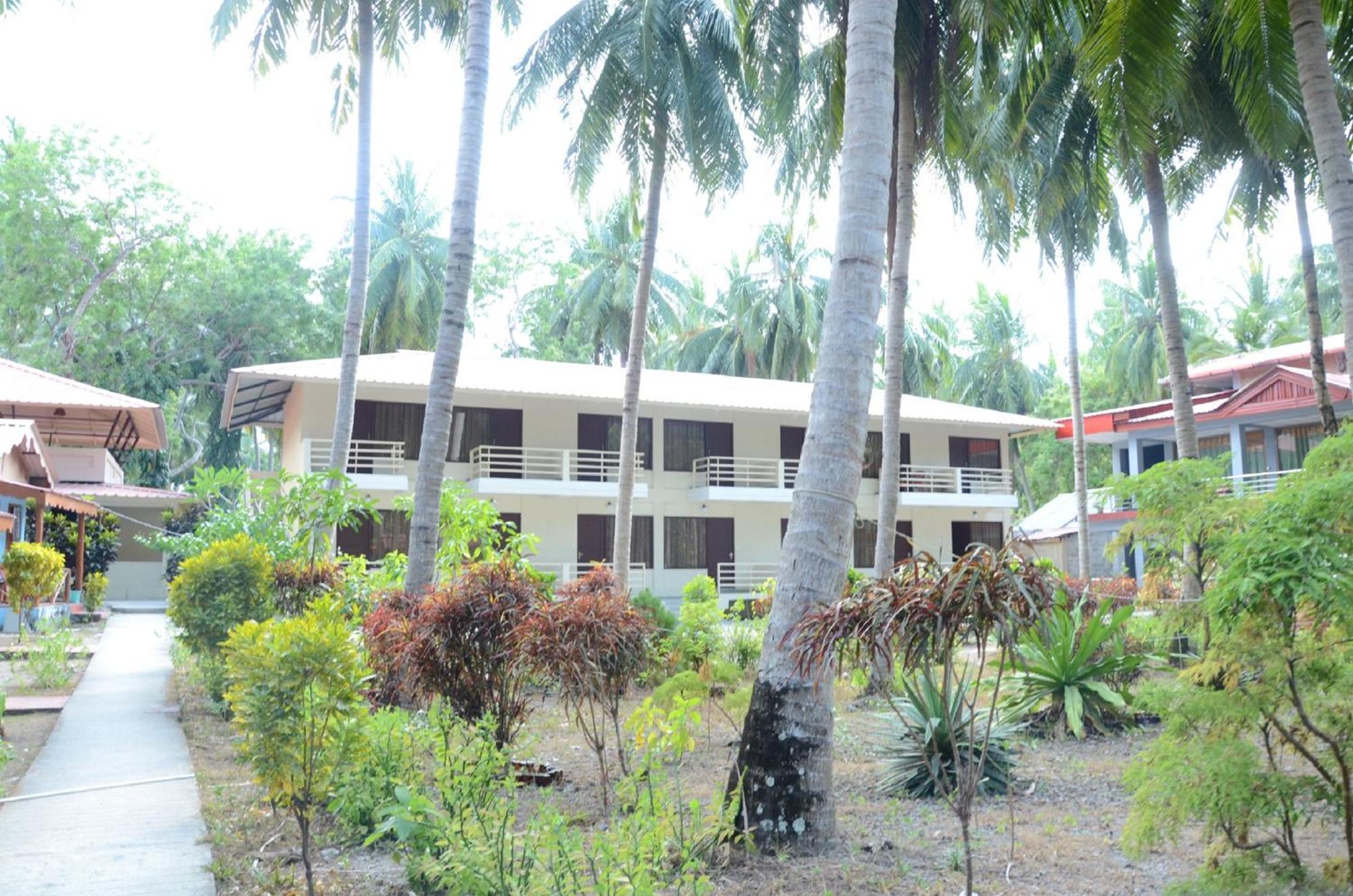 Coconhuts Beach Resort Lakshmanpur Exterior photo